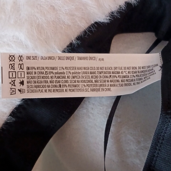 CREAM WHITE HAT soft fuzzy one size winter bucket cloche Like New faux angora - Picture 6 of 6